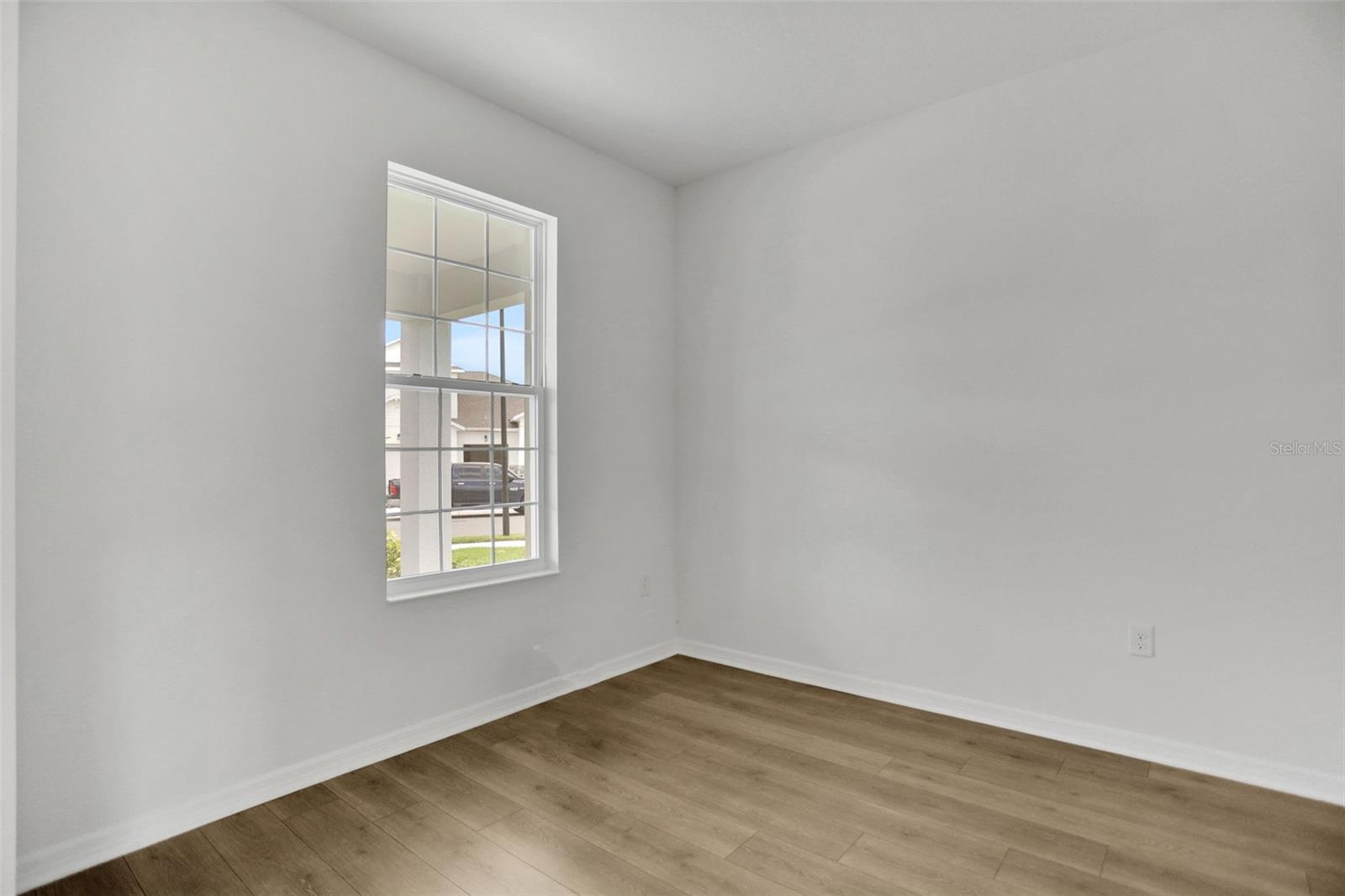 7414 SEA MANATEE ST — photo 10