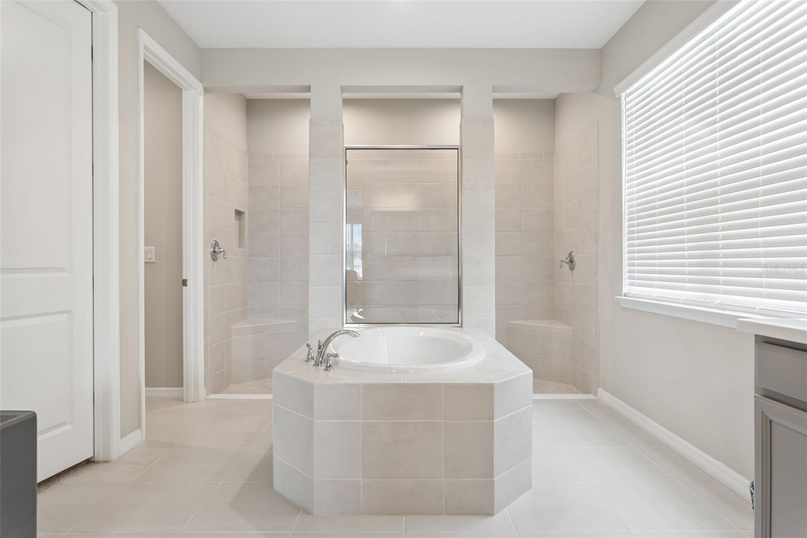 7274 TALAMORE DRIVE — photo 32