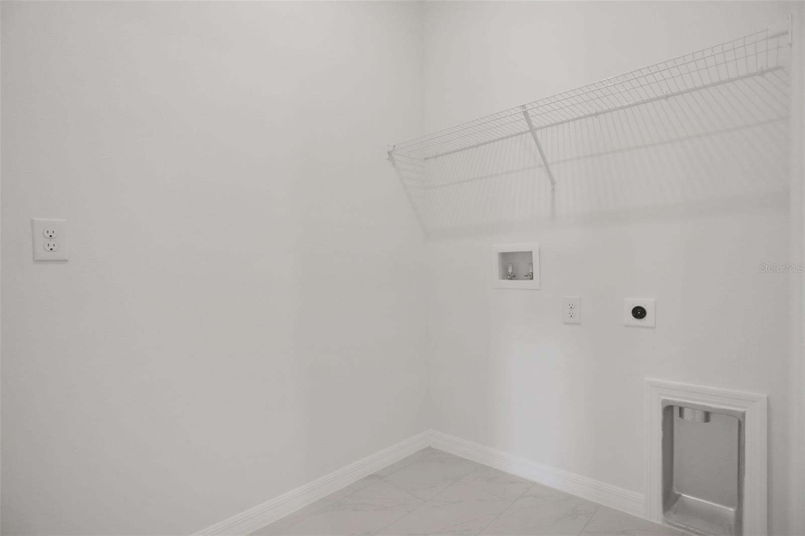 7418 SEA MANATEE ST — photo 22