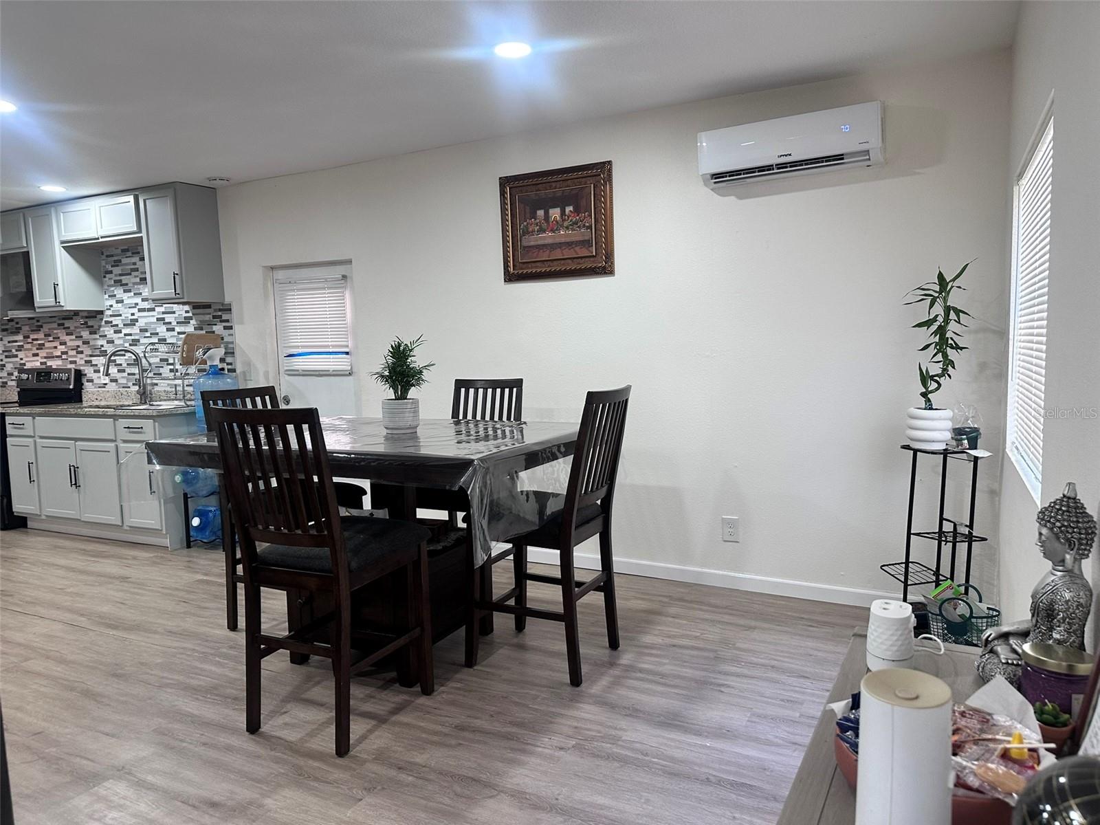 6606 CORBIN LN — photo 8