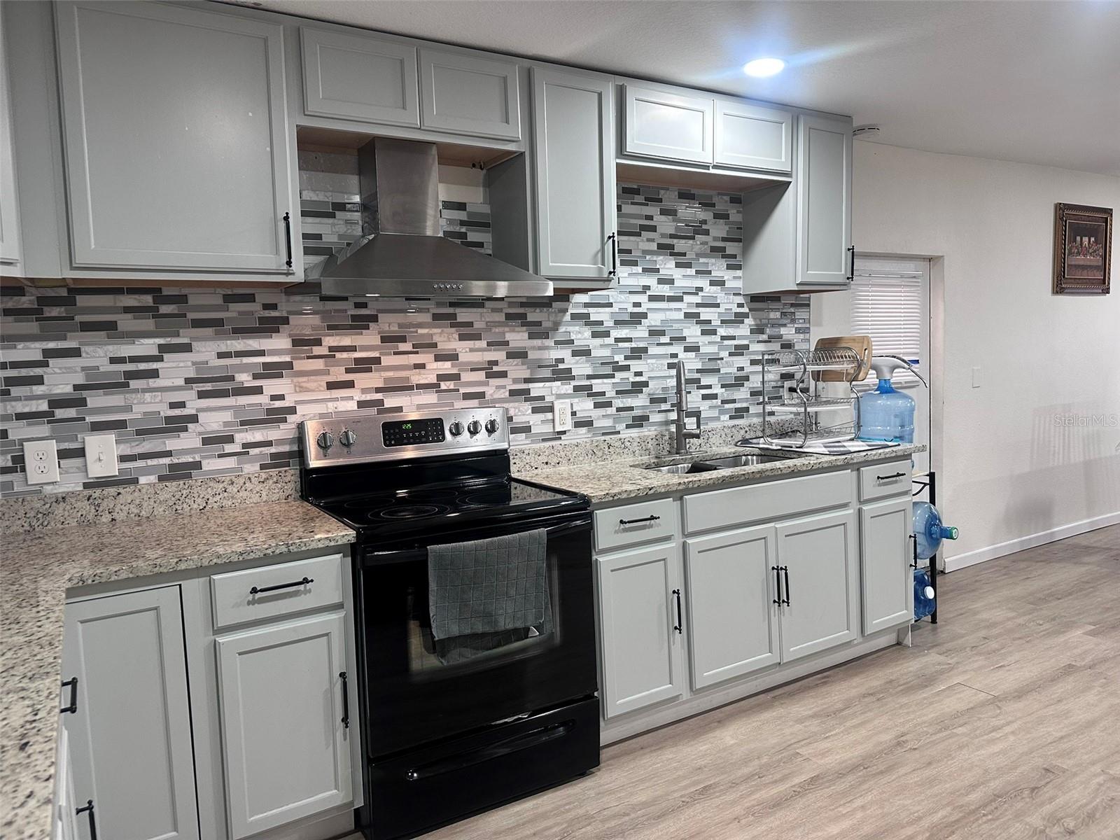 6606 CORBIN LN — photo 7