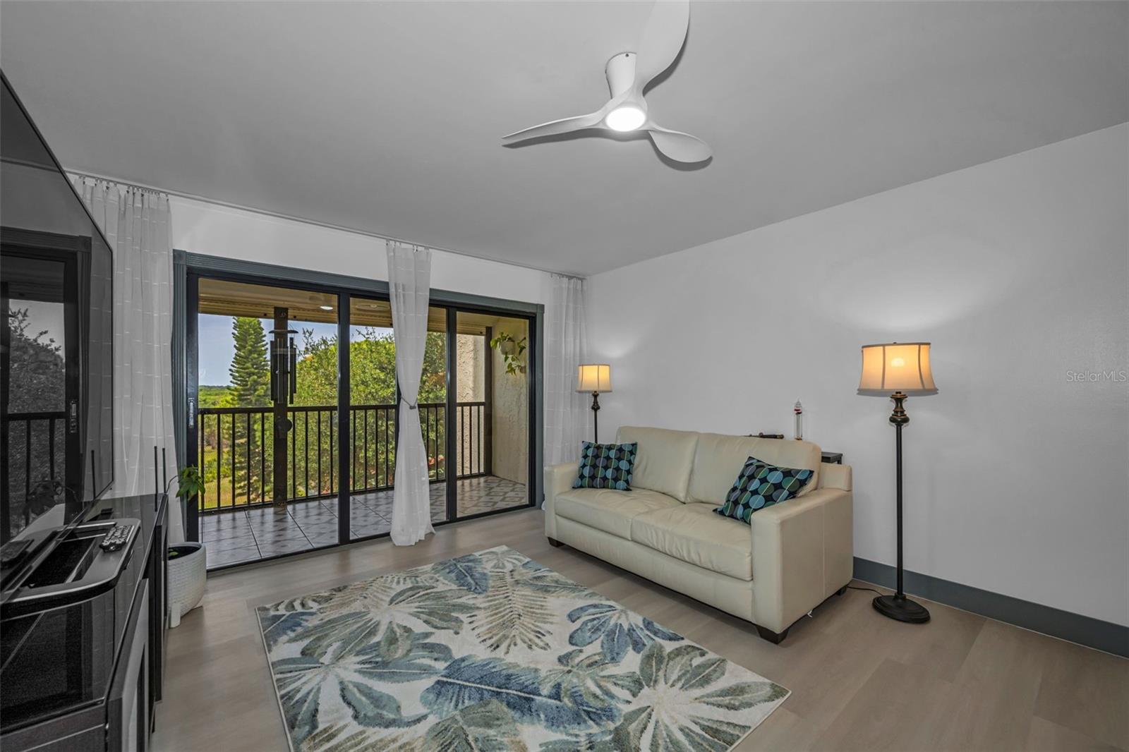 5400 PARK ST N #303 — photo 8