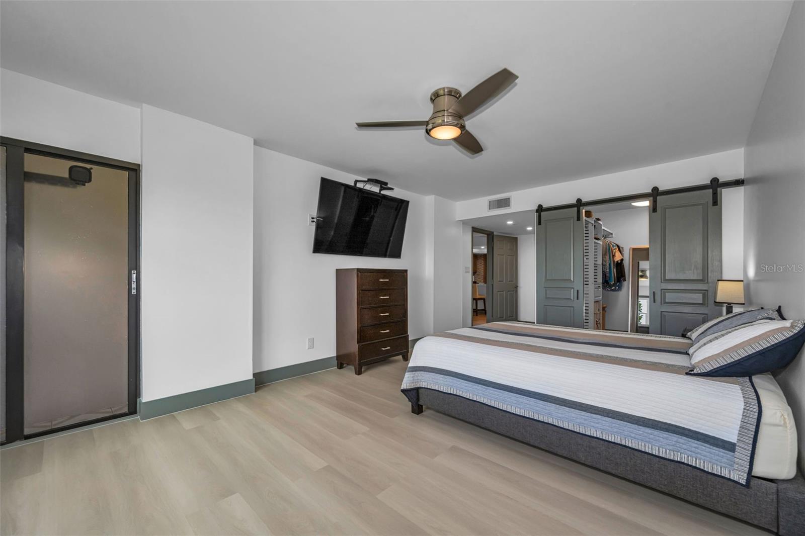 5400 PARK ST N #303 — photo 24