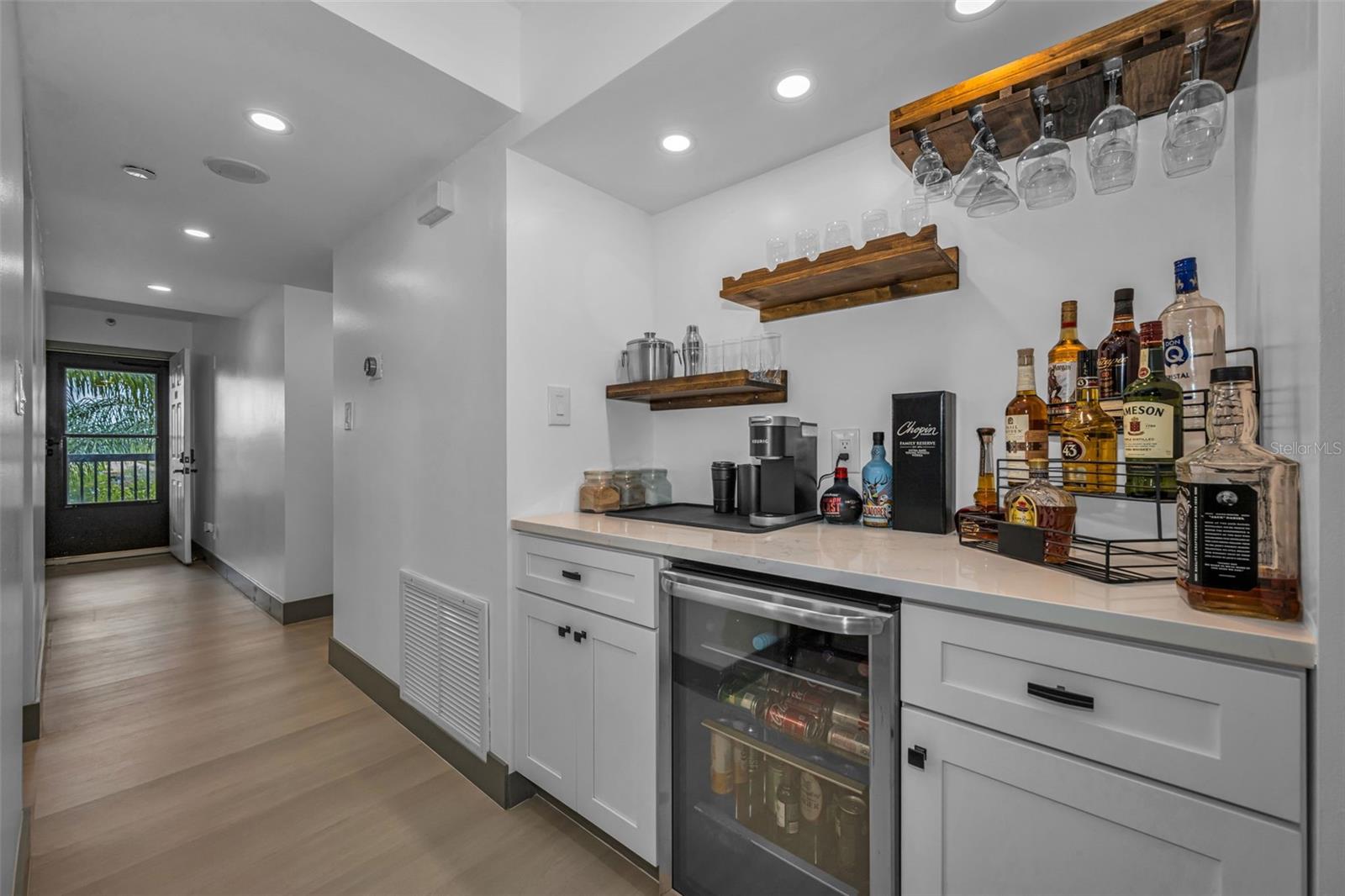 5400 PARK ST N #303 — photo 6