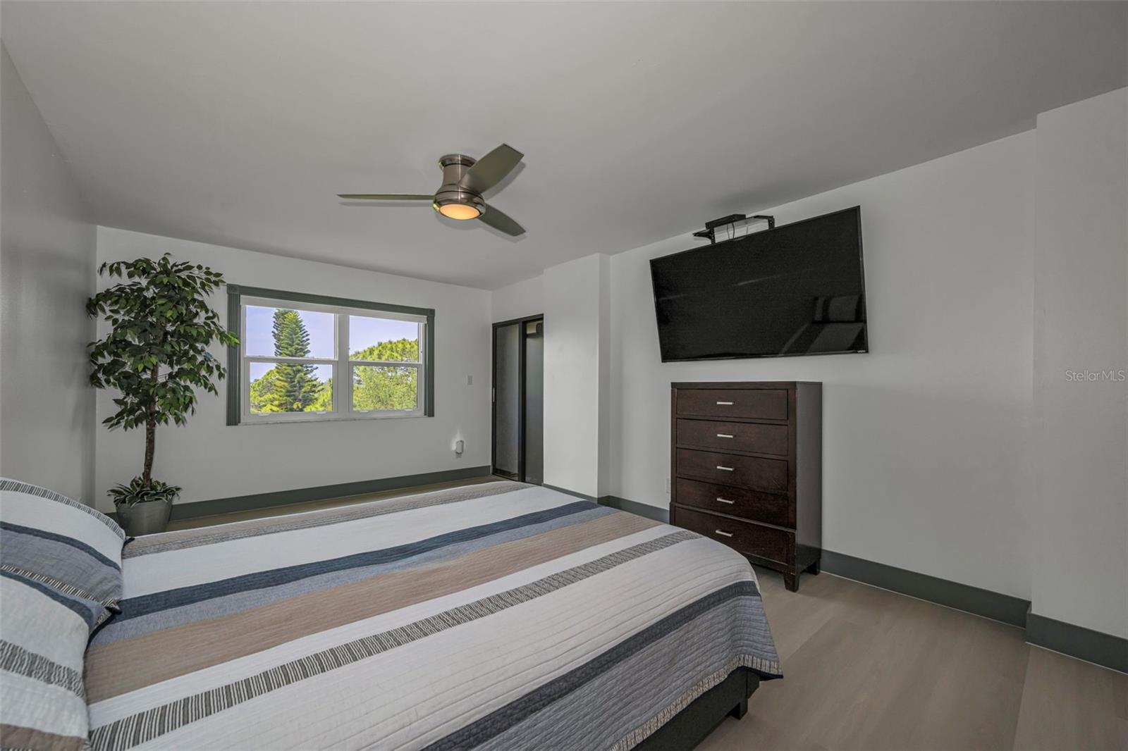 5400 PARK ST N #303 — photo 22