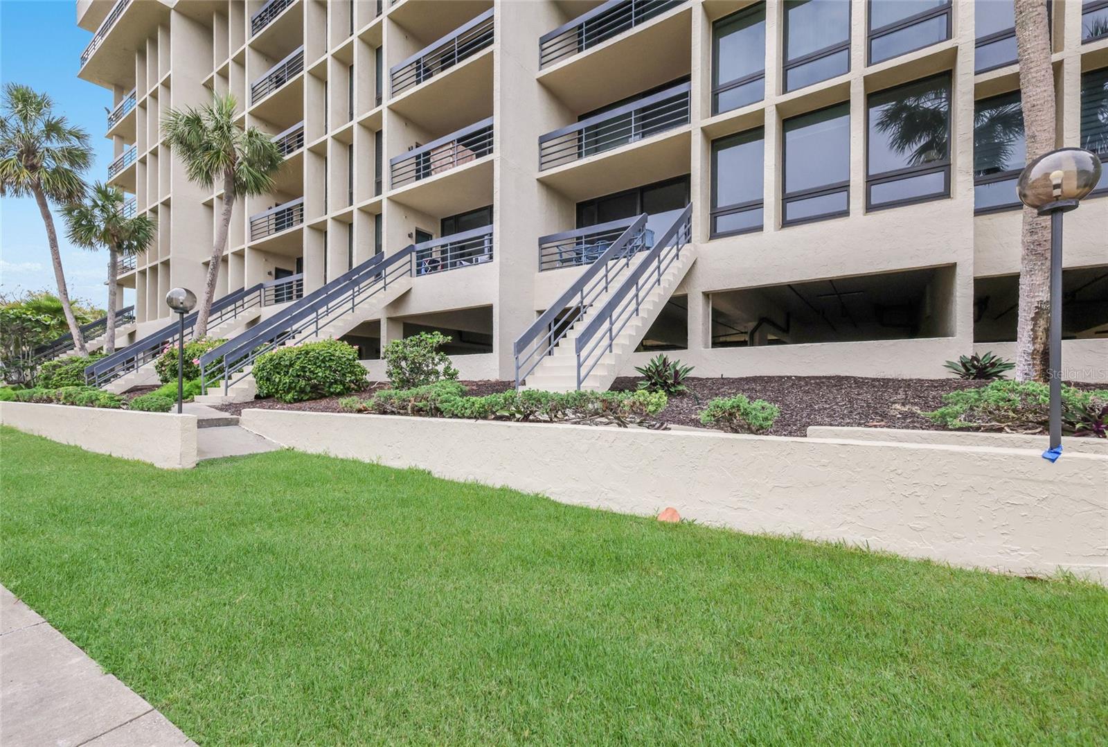 1095 GULF OF MEXICO DR #102 — photo 26