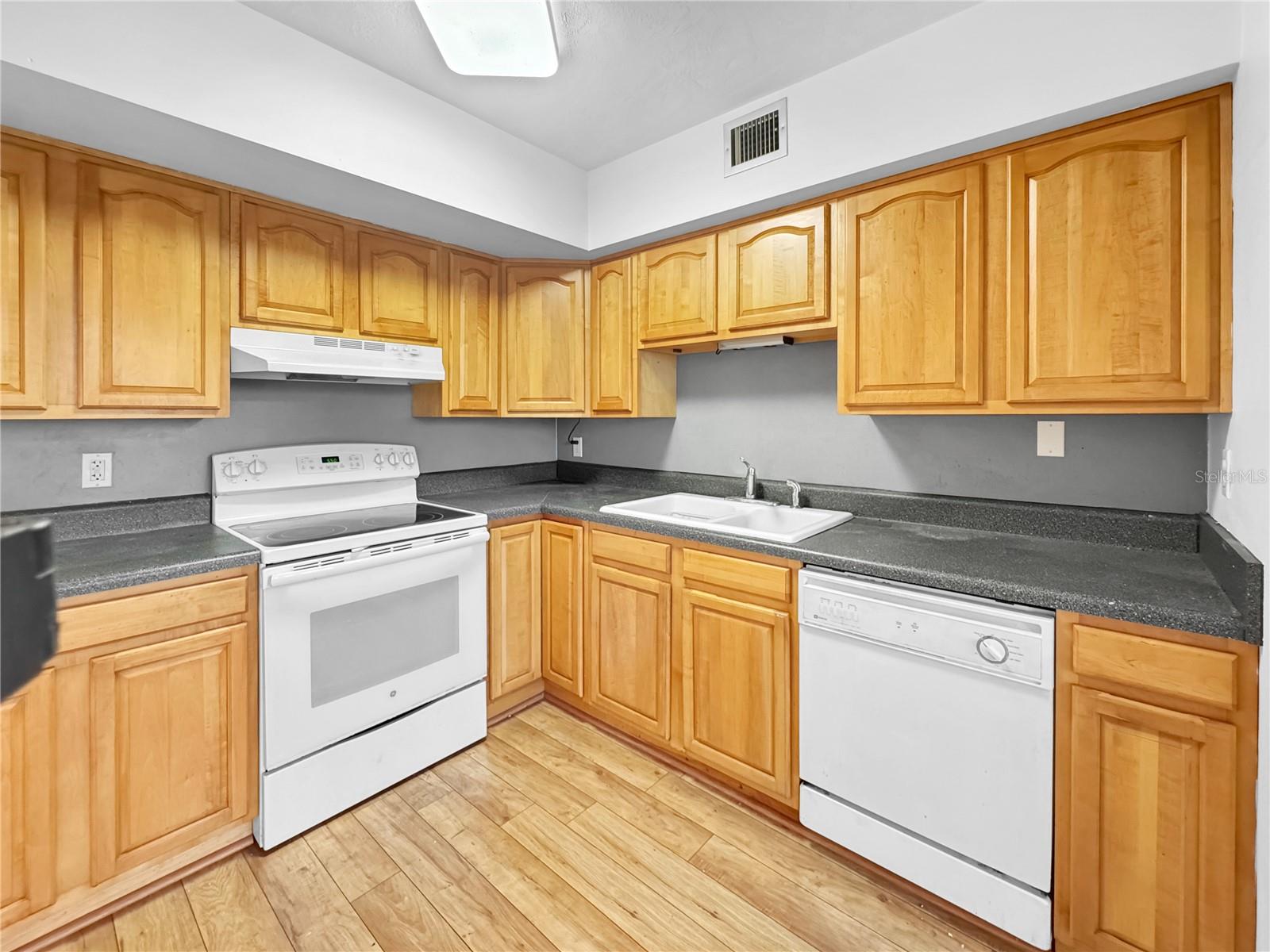 4300 58TH ST N #1915 — photo 12