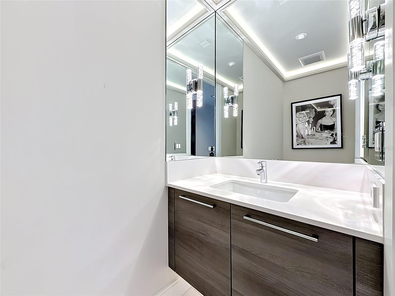 100 1ST AVE N #1106 — photo 16