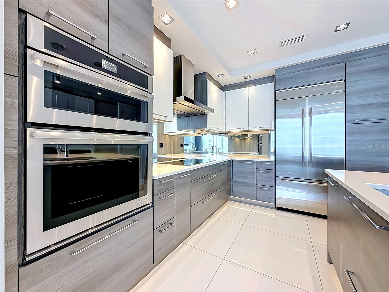 100 1ST AVE N #1106 — photo 9