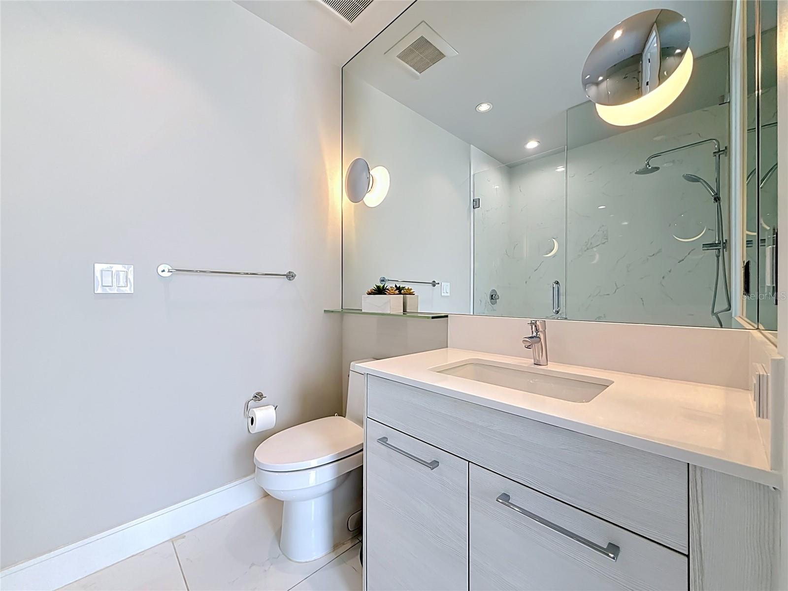 100 1ST AVE N #1106 — photo 26