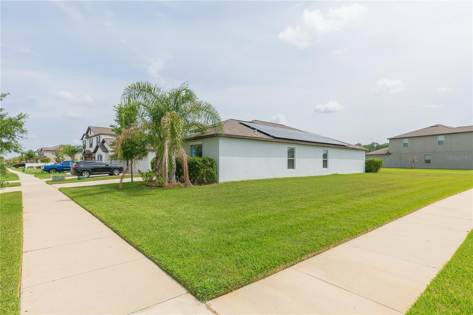13608 WILLOW BLUESTAR LOOP — photo 34