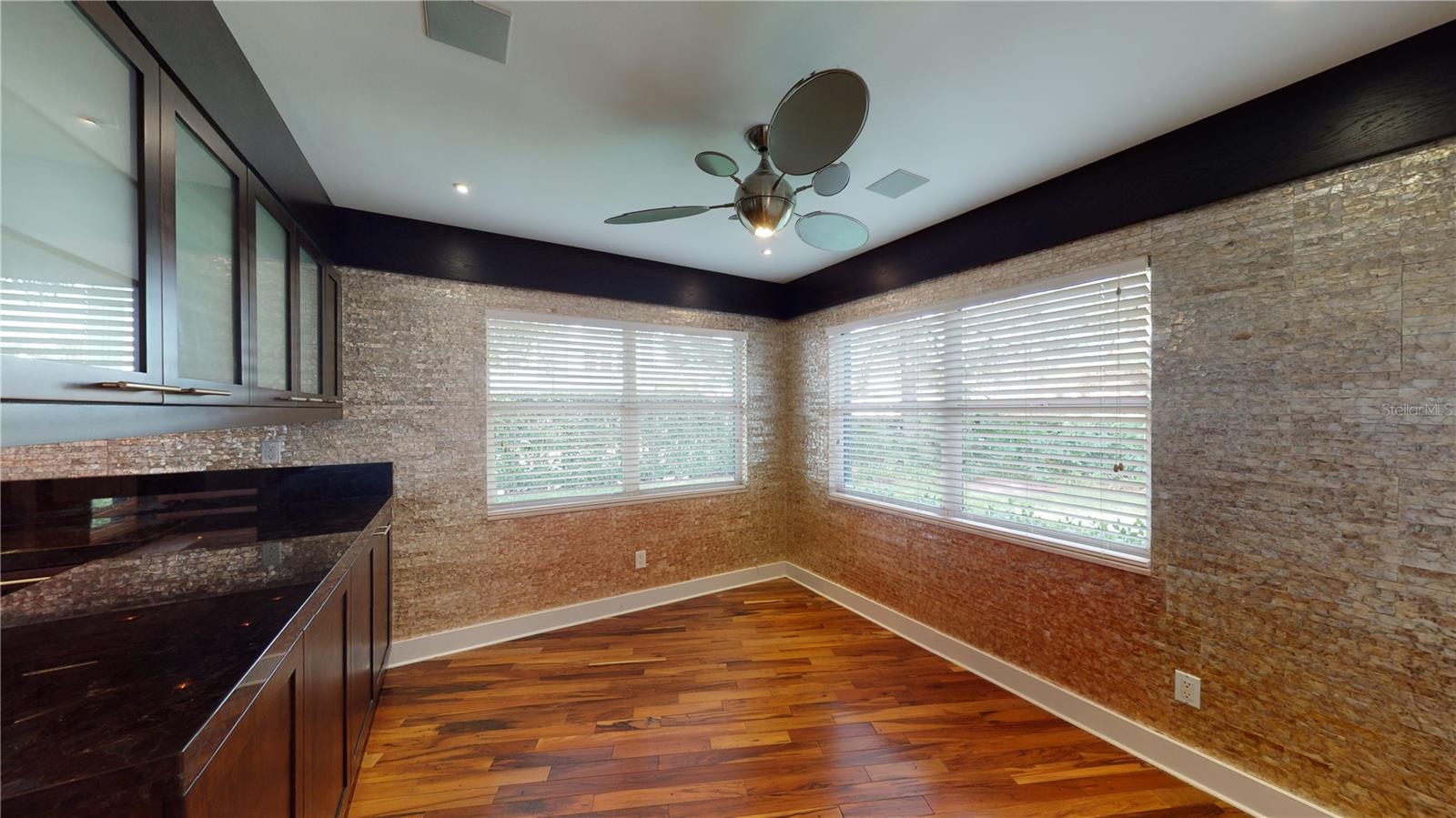 218 S MATANZAS AVE — photo 25