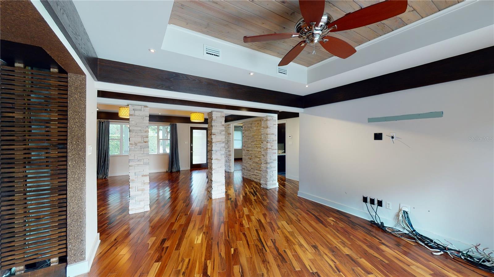 218 S MATANZAS AVE — photo 23