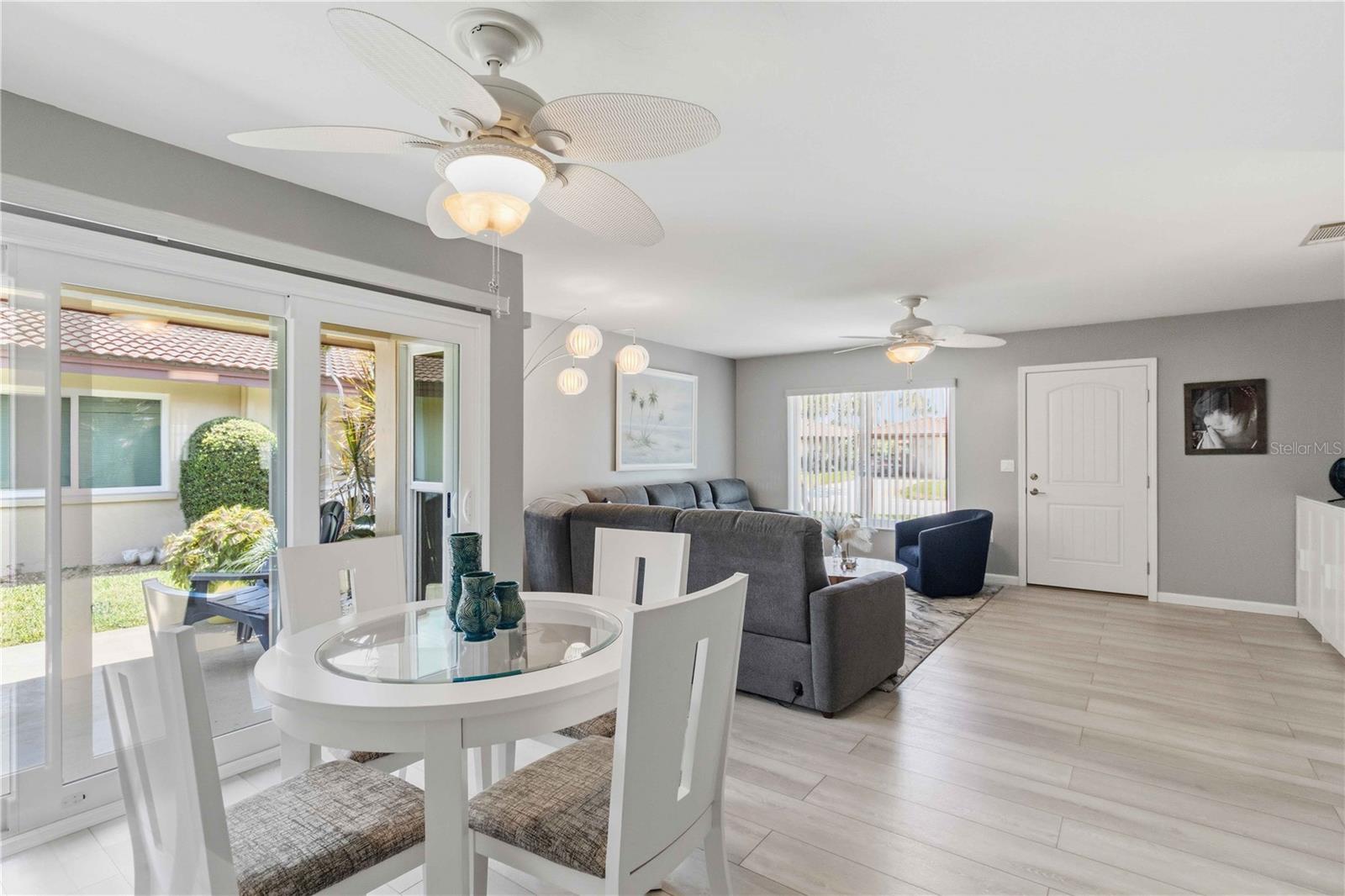 3303 CAMBRIDGE AVE — photo 17