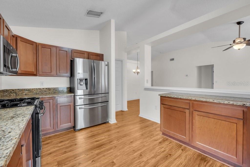 17610 ESPRIT DR — photo 15