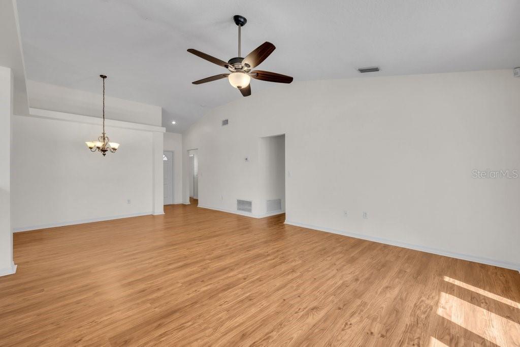 17610 ESPRIT DR — photo 6