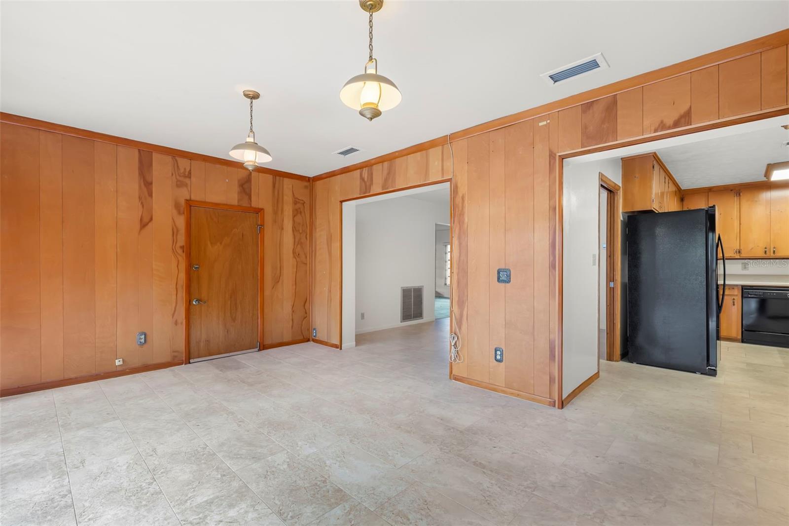 2616 S TORONTO AVE — photo 13