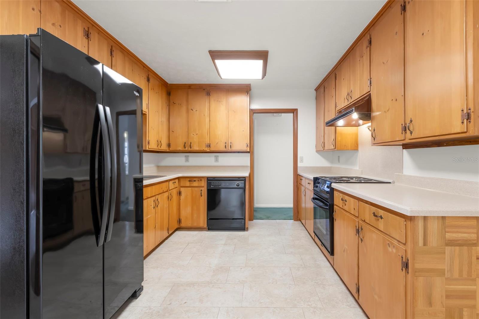 2616 S TORONTO AVE — photo 16