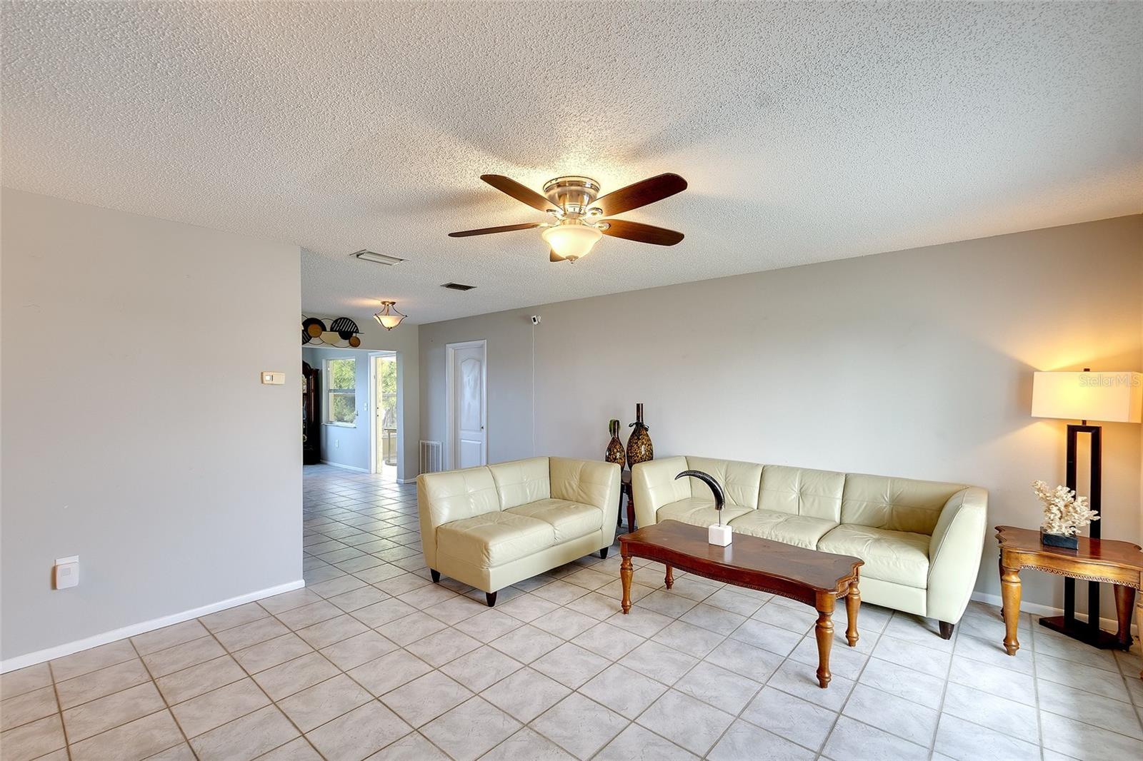 3810 JOYCE DR — photo 8
