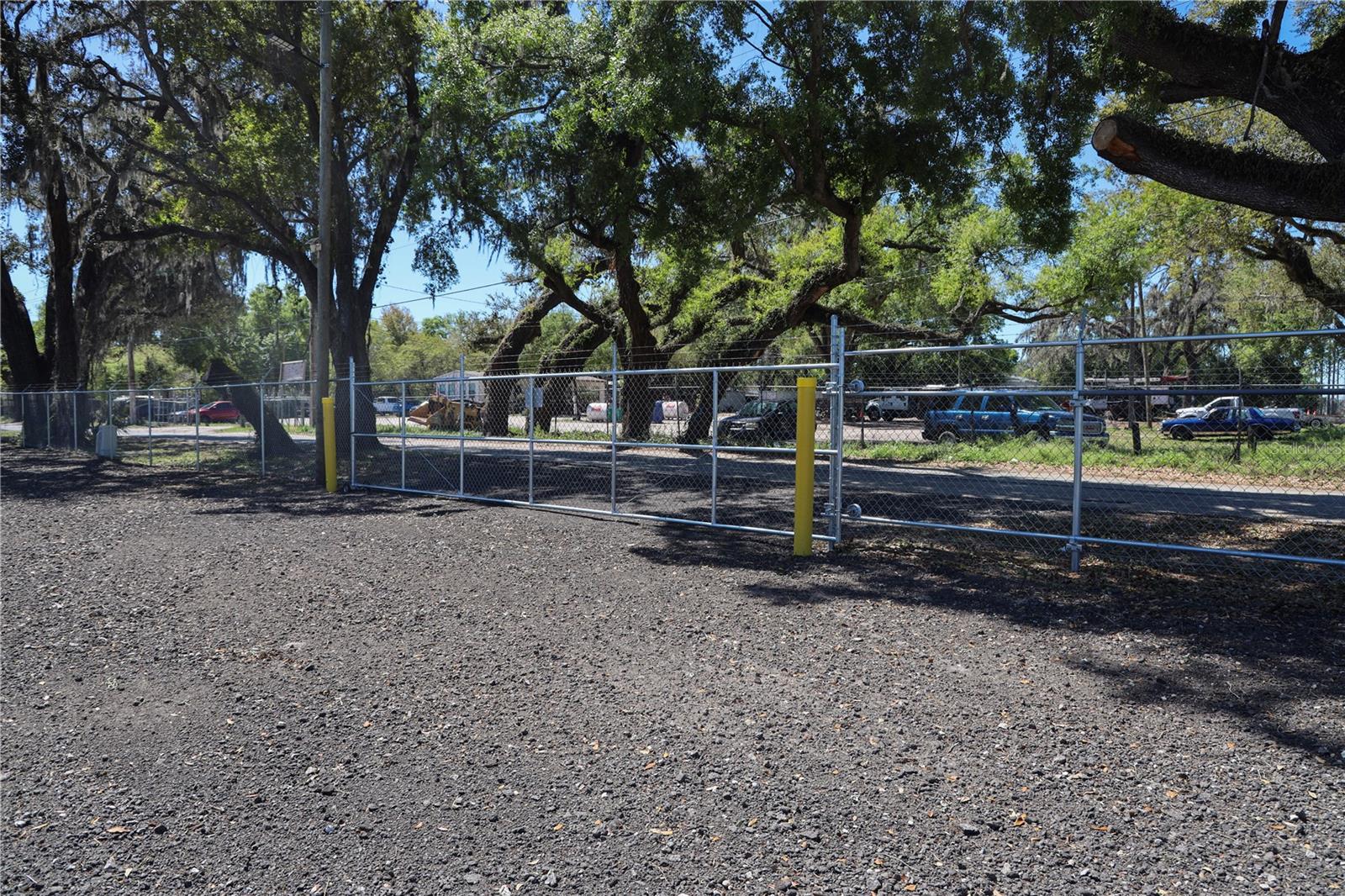 11703 N US 301 HWY — photo 19