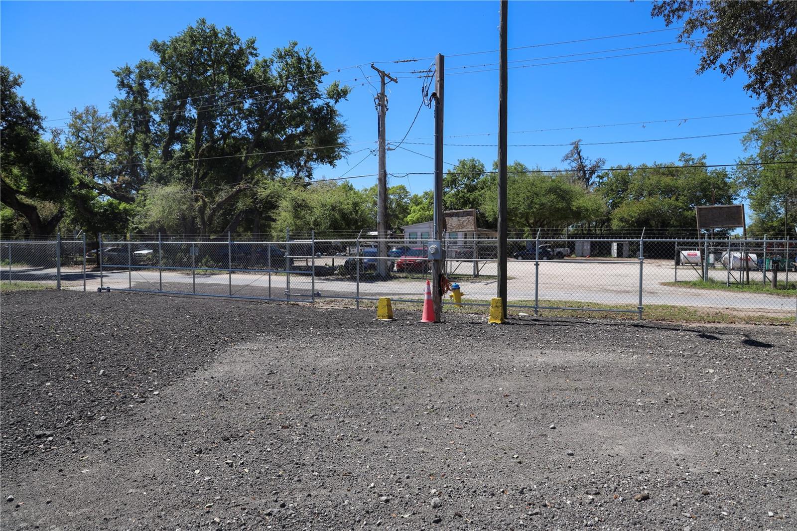 11703 N US 301 HWY — photo 21