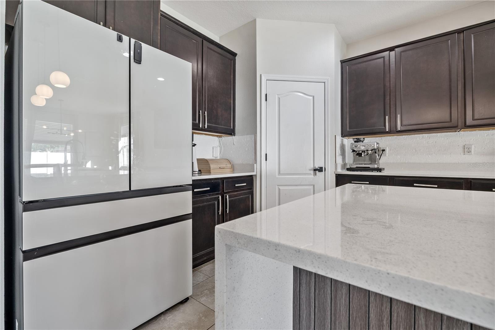 5453 SUNCATCHER DR — photo 8