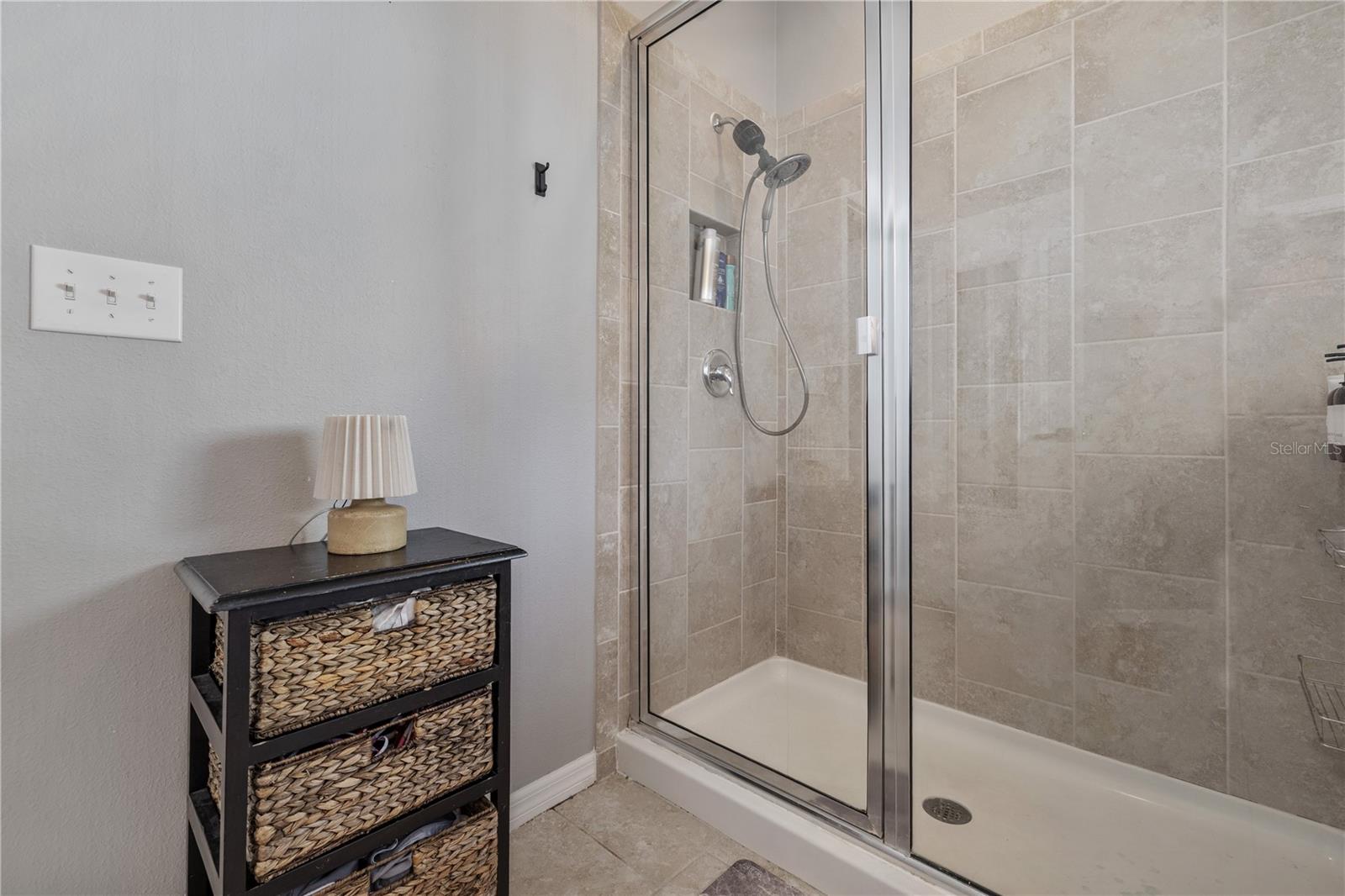 5453 SUNCATCHER DR — photo 24