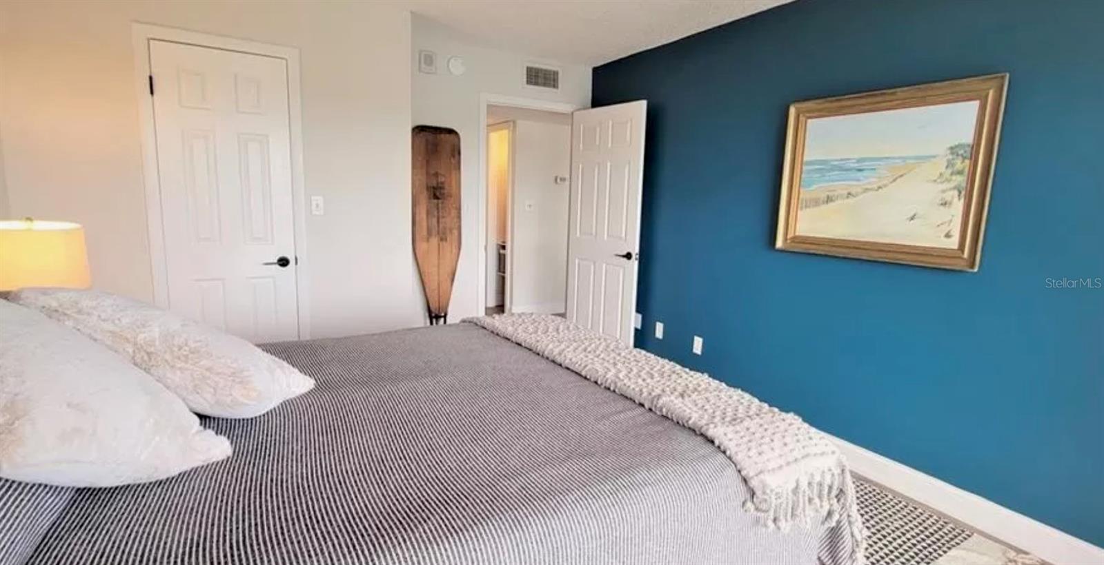 51 ISLAND WAY #306 — photo 11