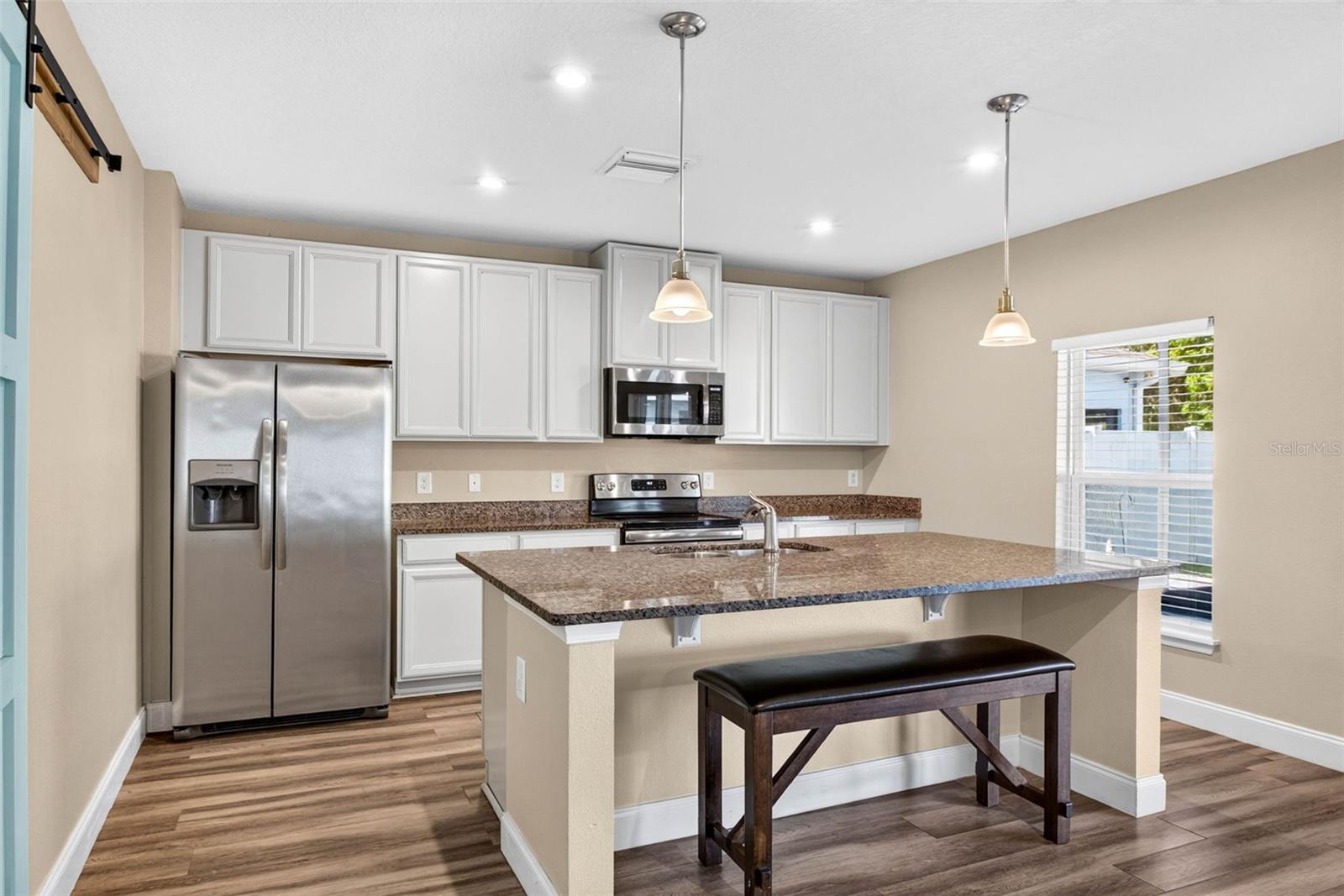 2161 BRANDING IRON CT — photo 2