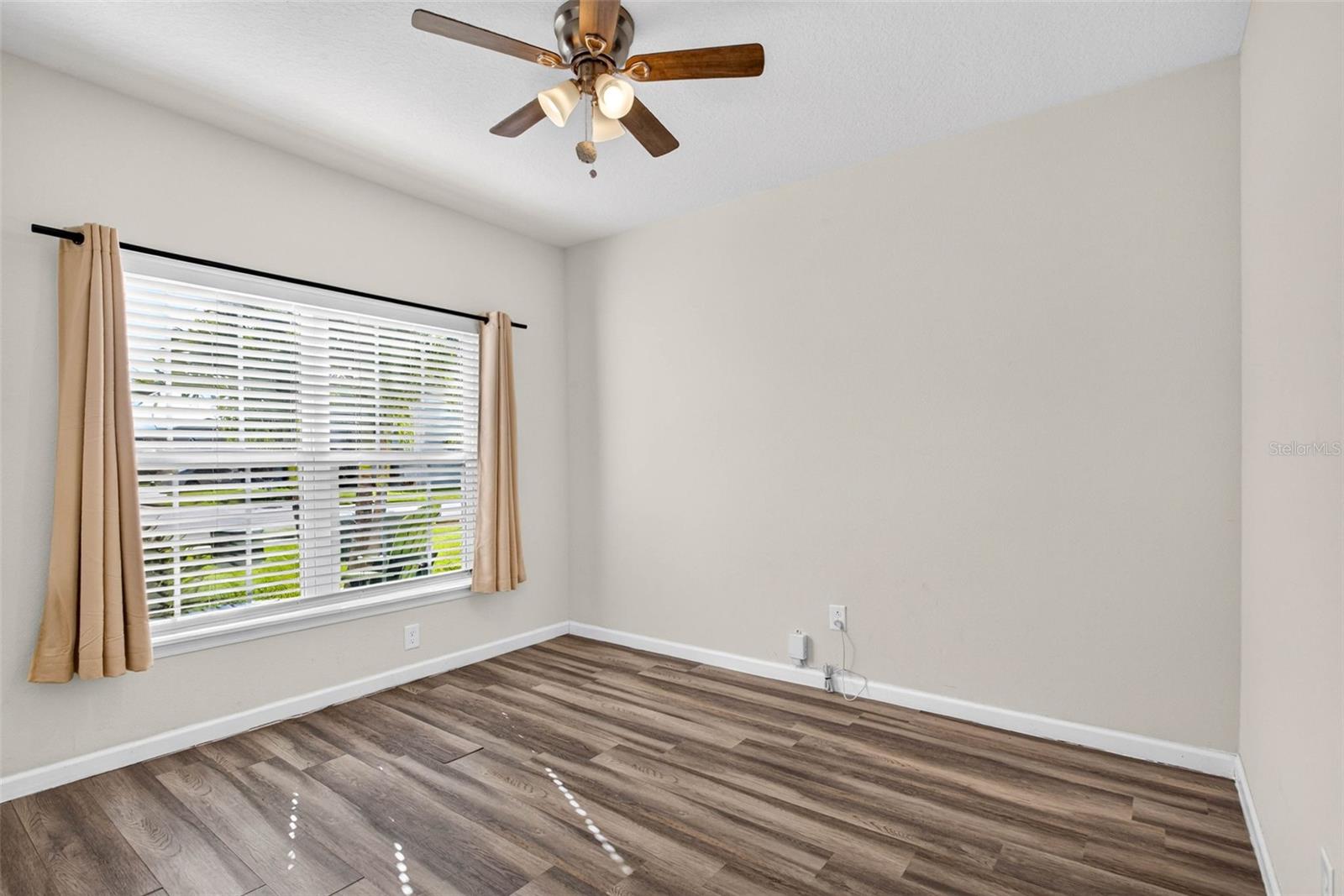 2161 BRANDING IRON CT — photo 36
