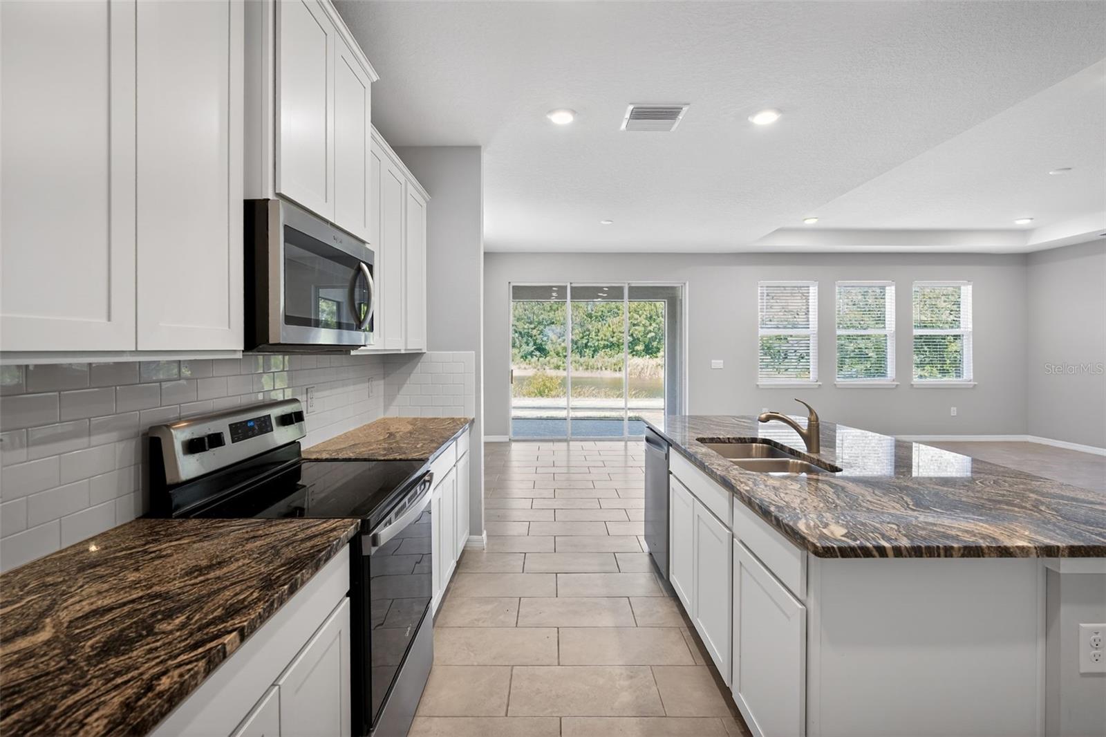 15394 SWEET SPRINGS BND — photo 5