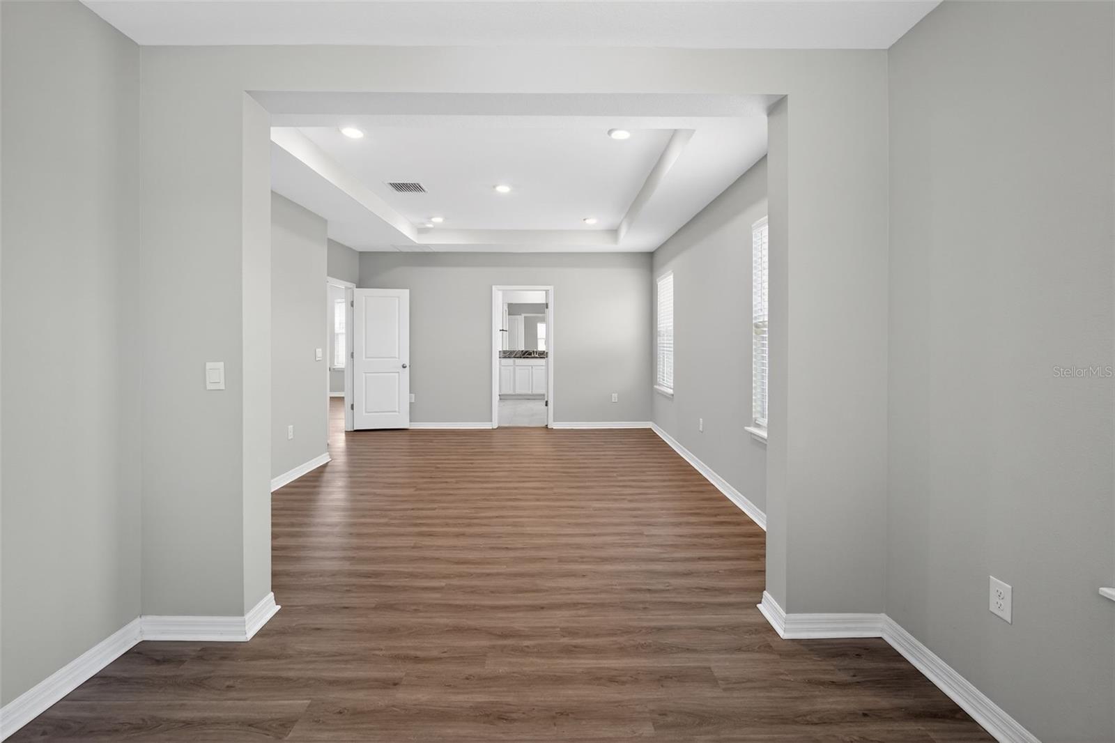 15394 SWEET SPRINGS BND — photo 10