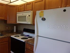 1811 BEDFORD LN #164 — photo 9