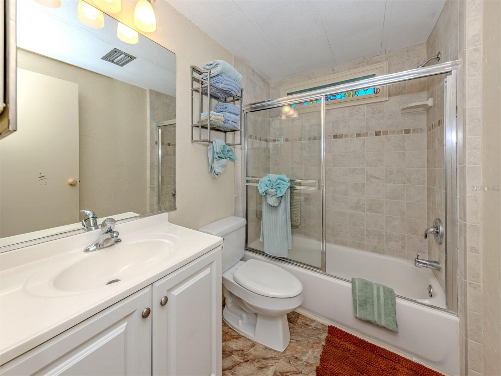 132 MARTINIQUE RD — photo 20