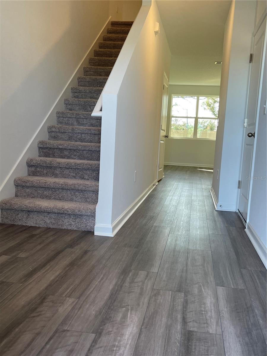6163 DAERR RIDGE ST — photo 9