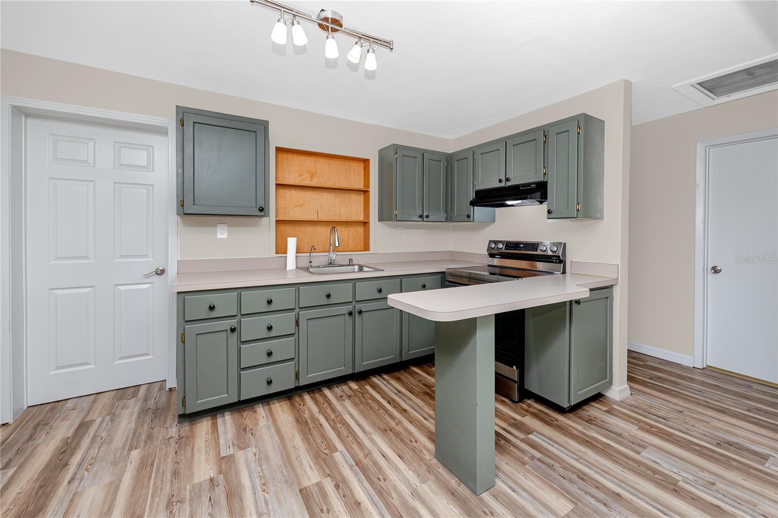 7134 LAUDER PL — photo 3