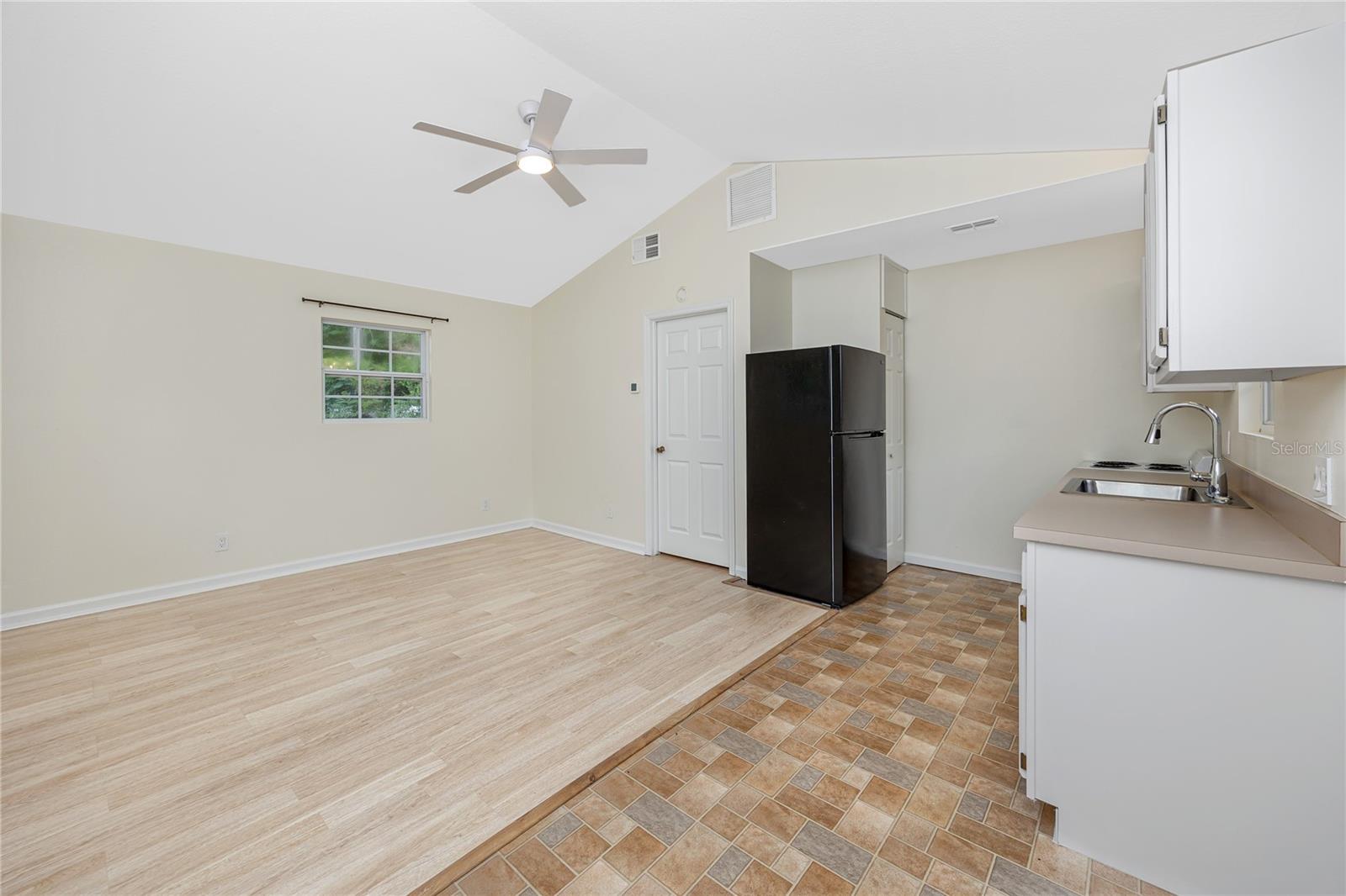 7134 LAUDER PL — photo 38