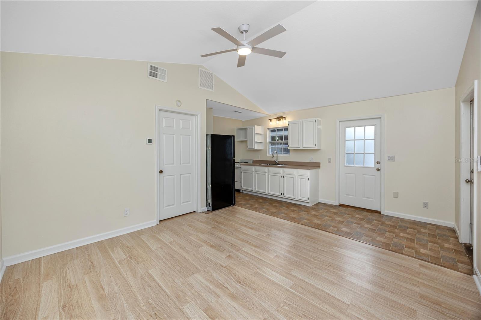 7134 LAUDER PL — photo 5