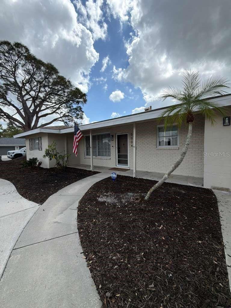 5004 MEDALIST RD — photo 4