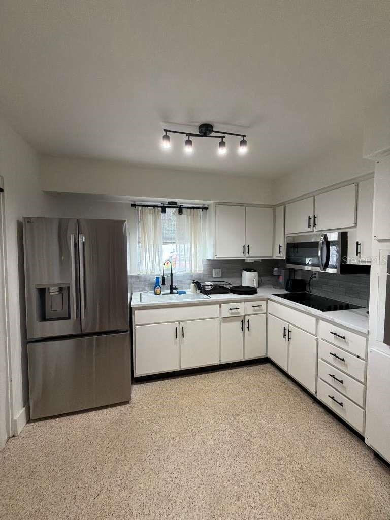 5004 MEDALIST RD — photo 7
