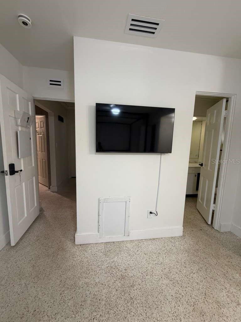 5004 MEDALIST RD — photo 11