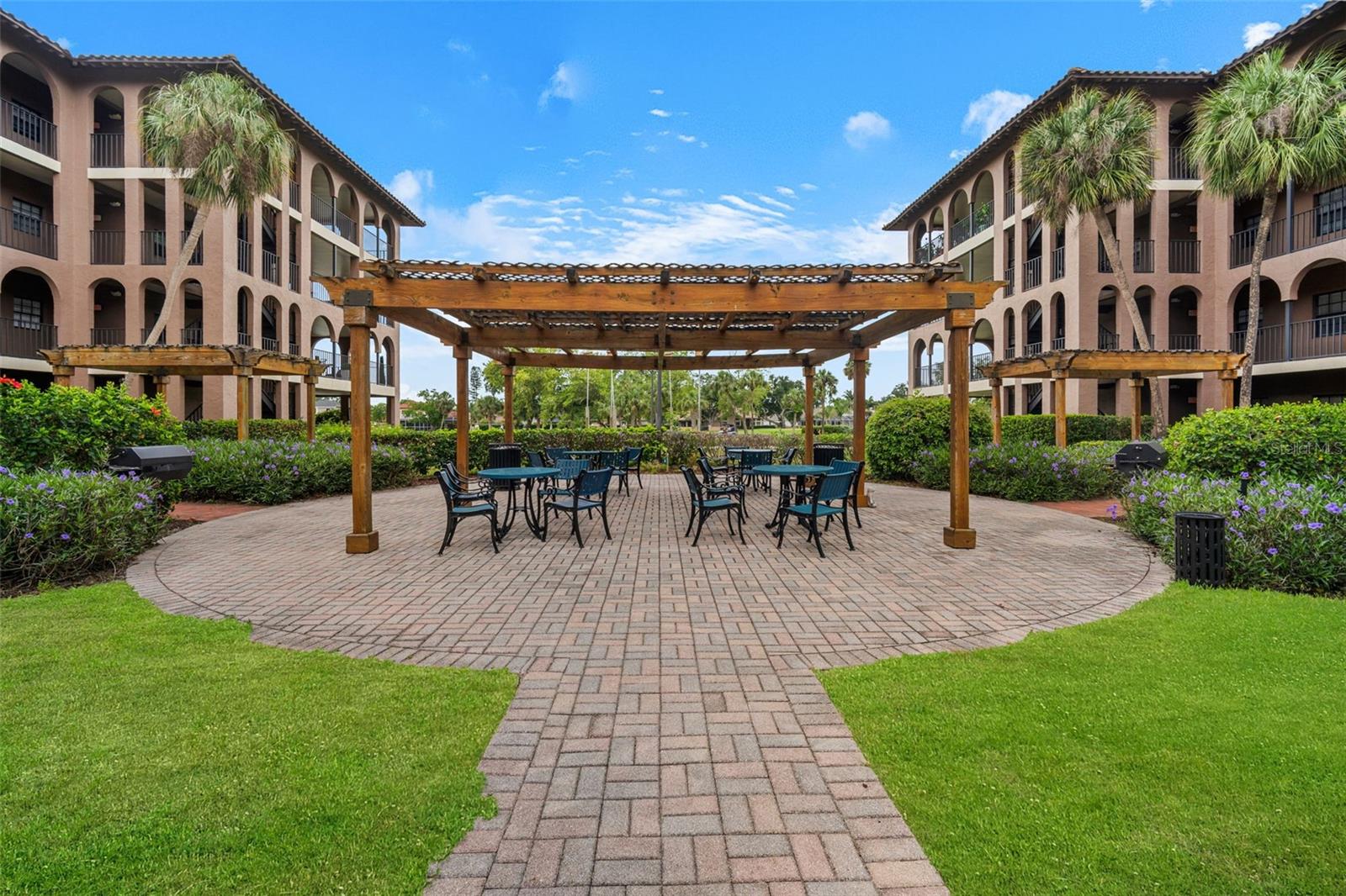6100 GULFPORT BLVD S #402 — photo 18