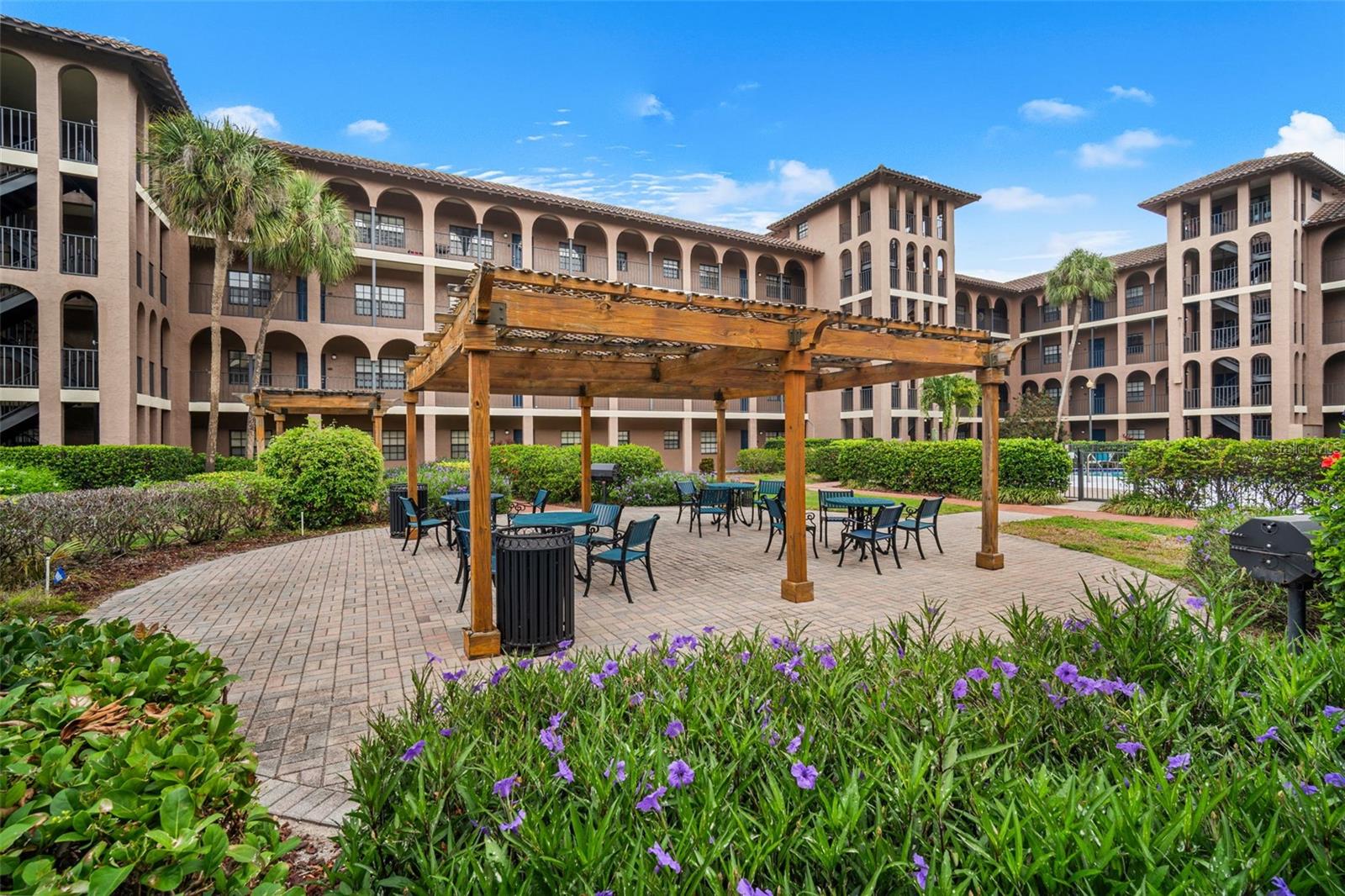 6100 GULFPORT BLVD S #402 — photo 17