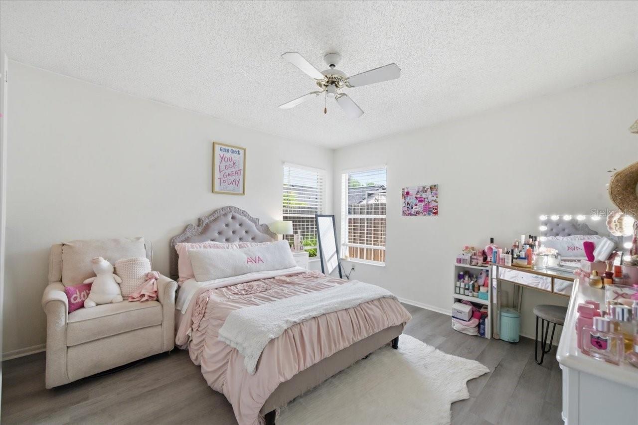 798 COUNTRYSHIRE LN — photo 41