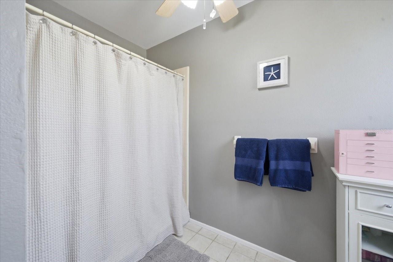 798 COUNTRYSHIRE LN — photo 44