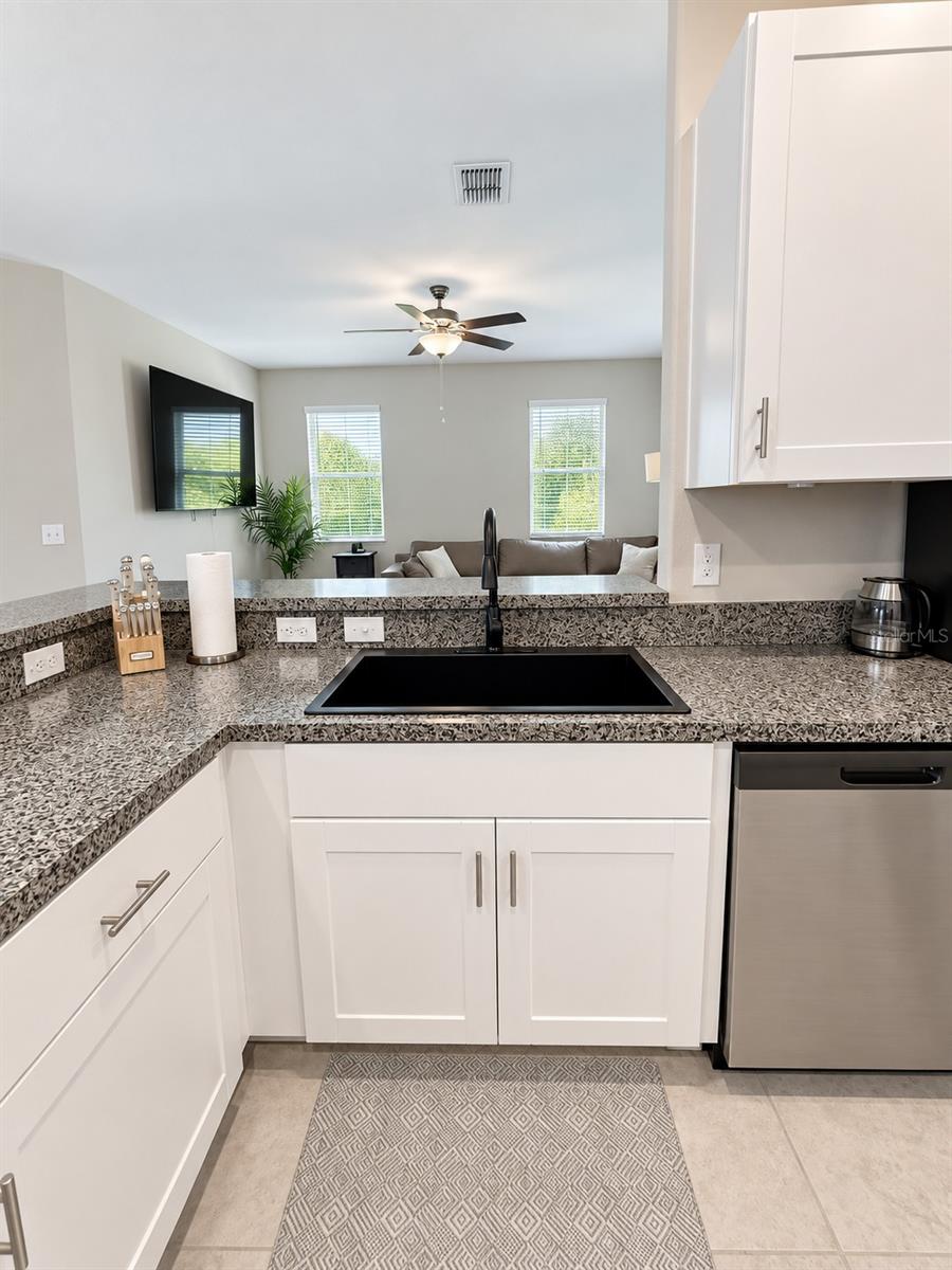 9601 FLOURISH DR — photo 12