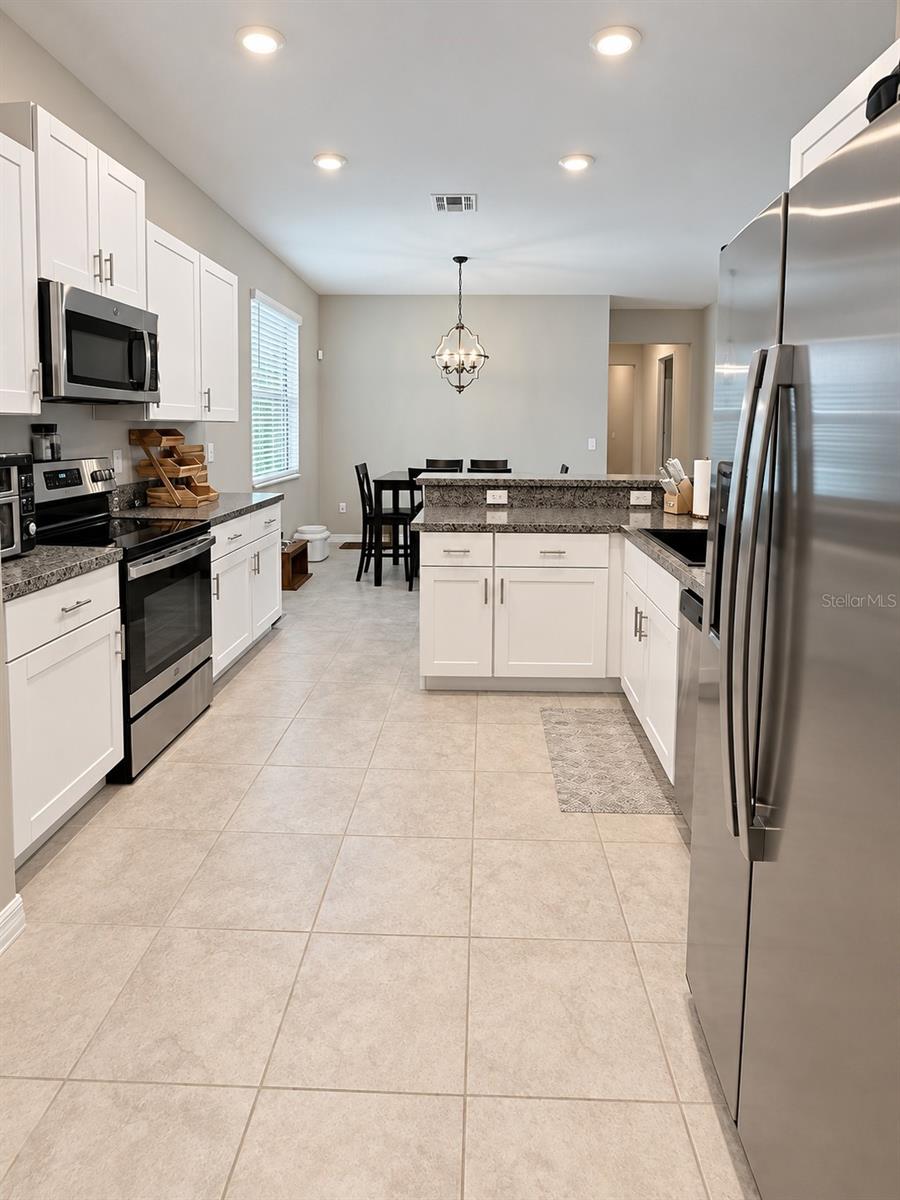 9601 FLOURISH DR — photo 7