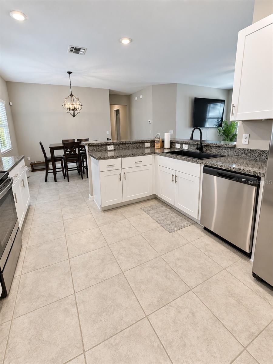 9601 FLOURISH DR — photo 6