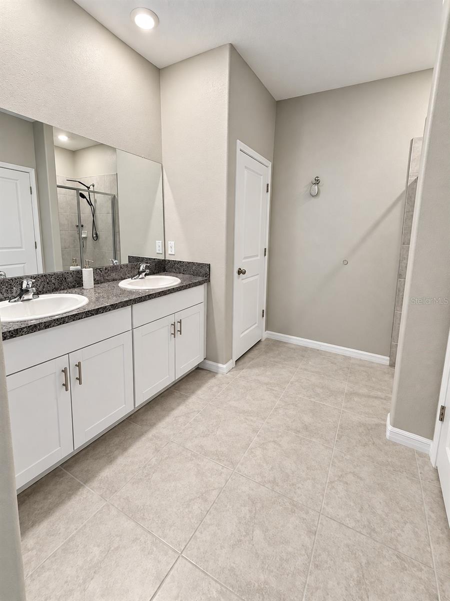 9601 FLOURISH DR — photo 20