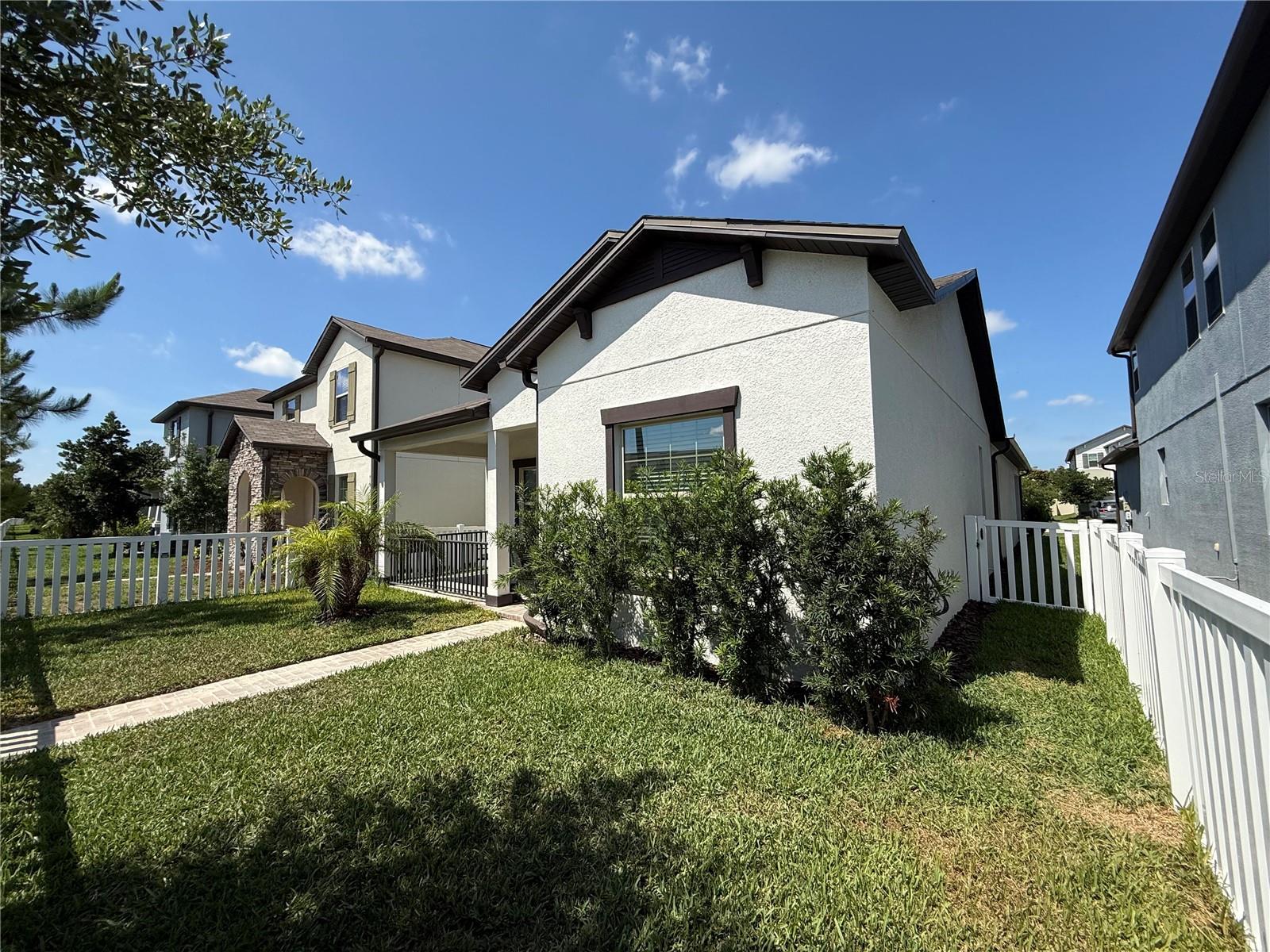 9601 FLOURISH DR — photo 3